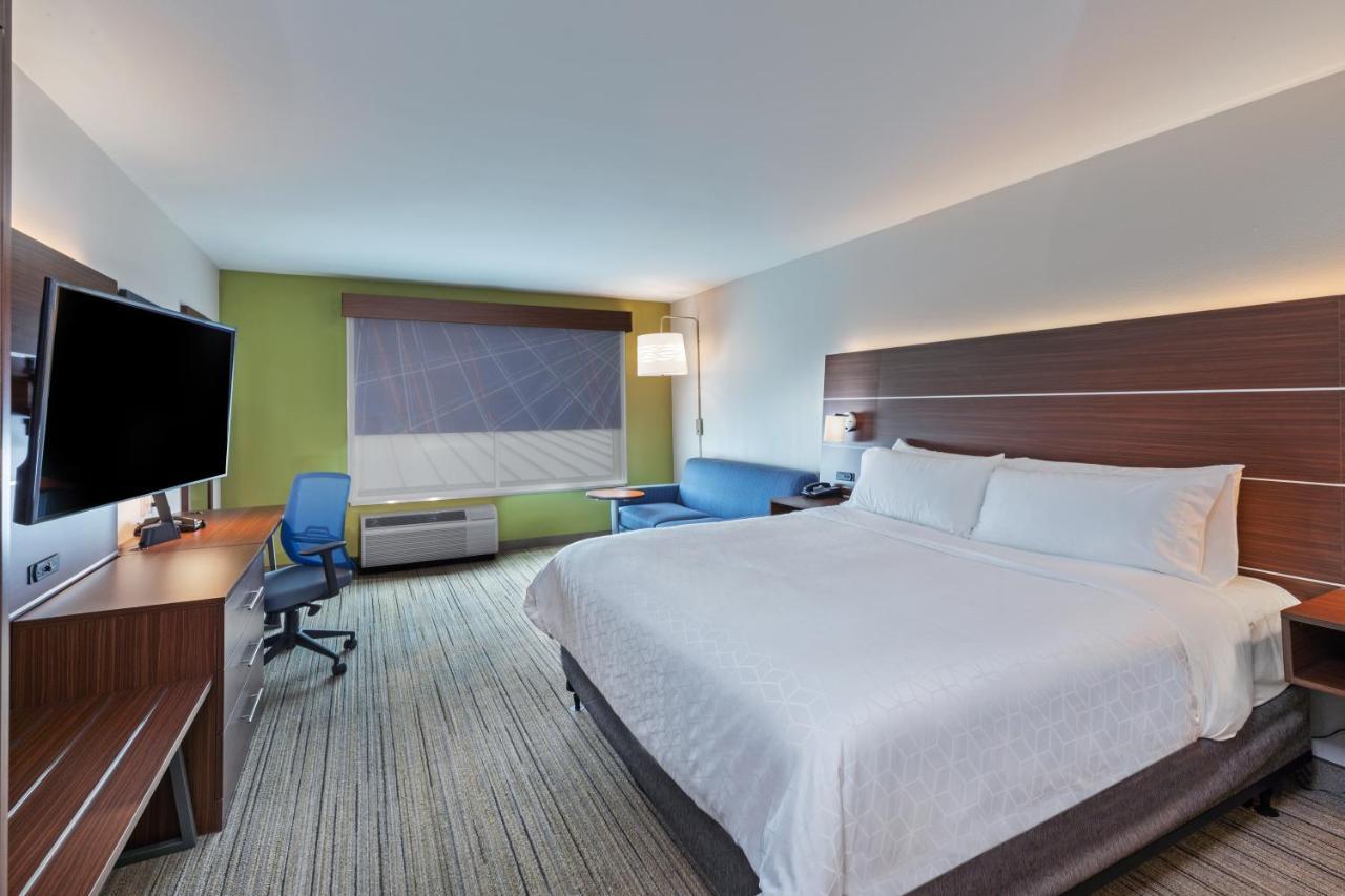 Holiday Inn Express & Suites - Parsons By Ihg Exterior foto